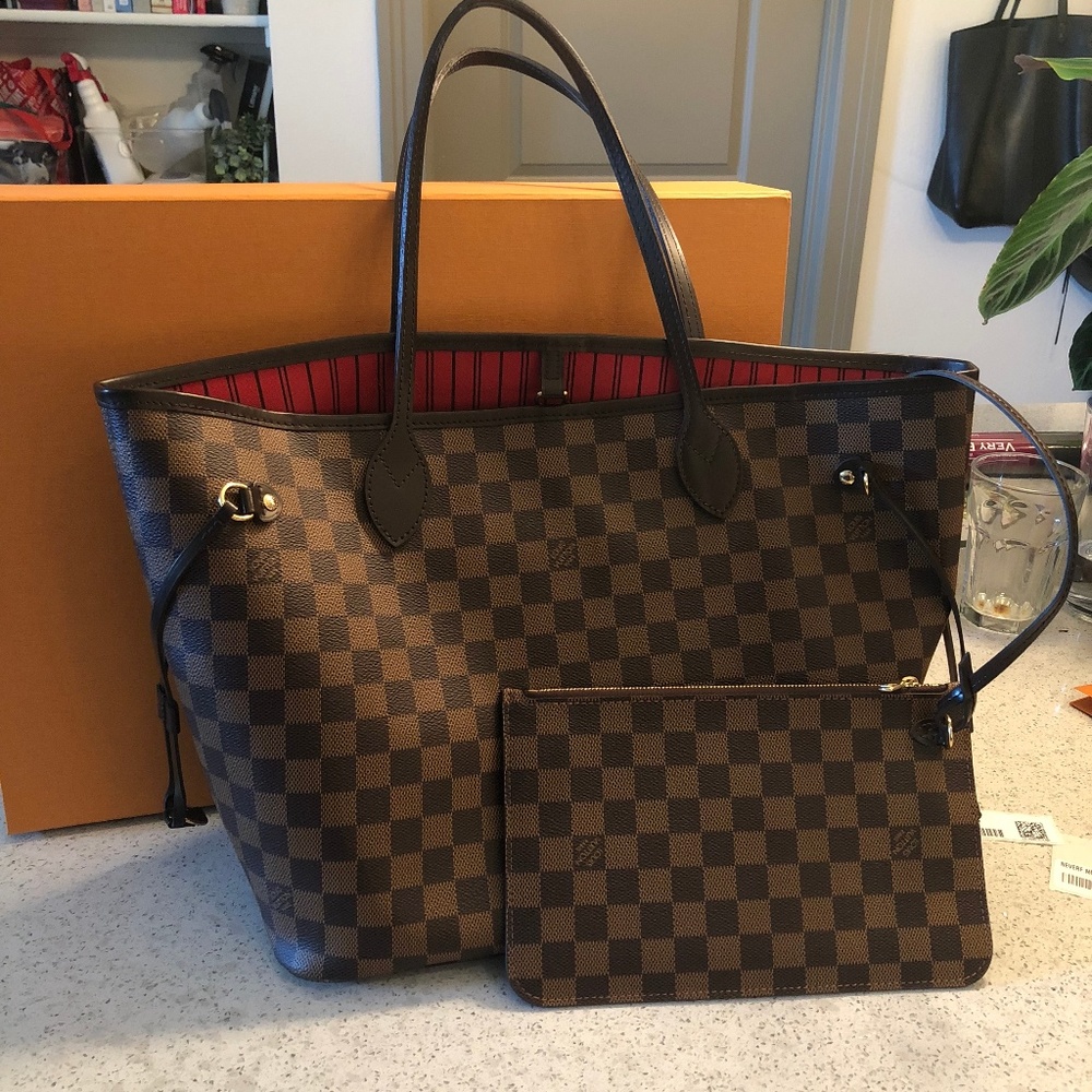Louis Vuitton Neverfull MM